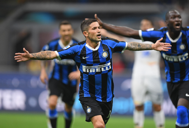 替补登场帮助球队锁定胜局，萨卡：无论谁上都是团队的一部分