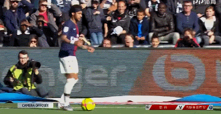 记者：利物浦目前没计划今夏第二次报价伊萨克