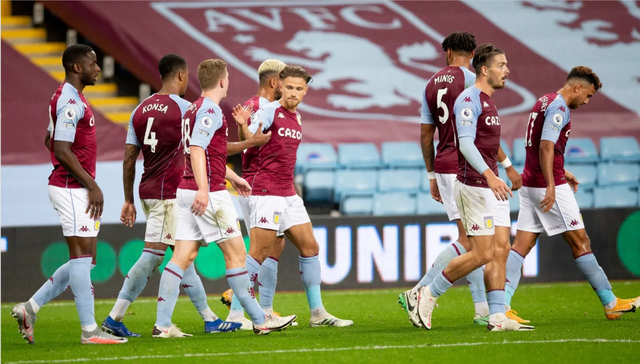 库尼亚：我在巴西队帮助球队组织进攻，但我也可以踢伪9号（库尼亚：在巴西队我承担进攻组织，同样能胜任伪9号）