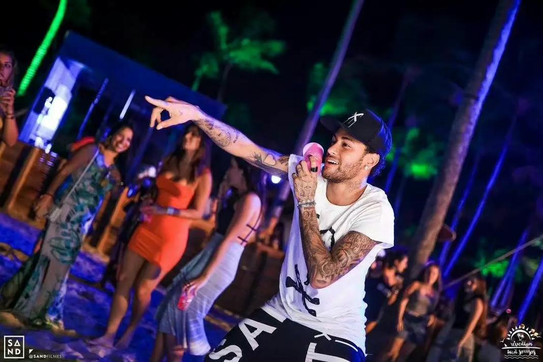 加图索：如果你们琢磨的是挪威11-1那场比赛，那不是我的问题