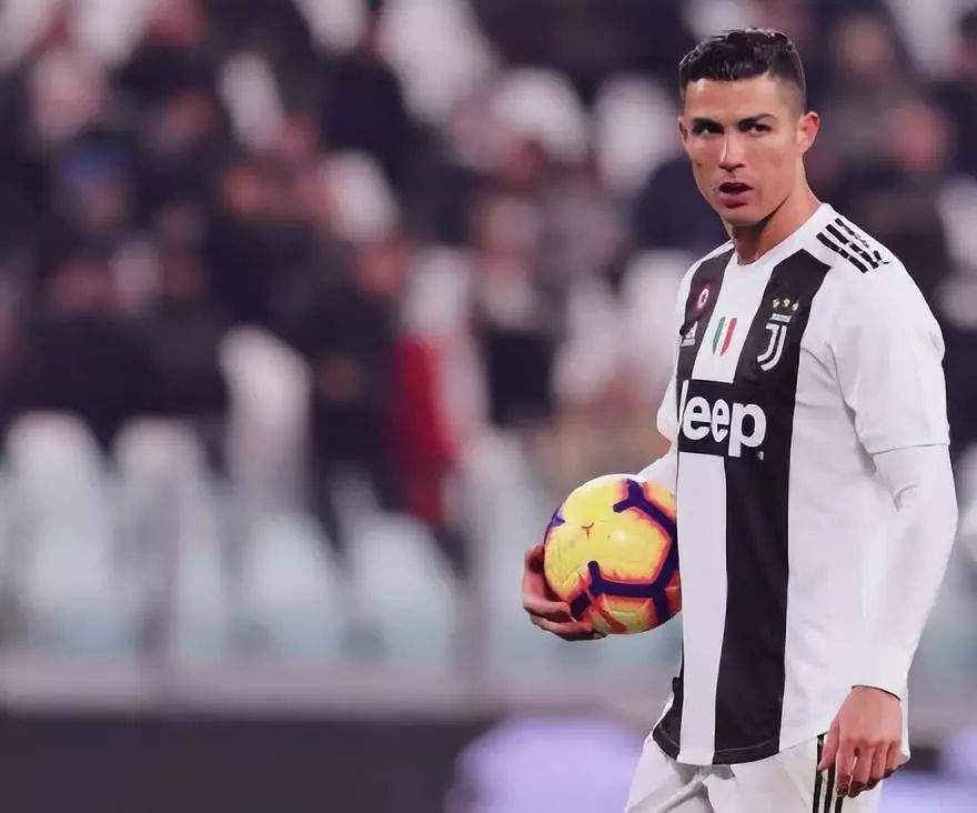 克雷桑同时期球员数值最高？国安有机会拿下80万美金，亚冠1+1+1（克雷桑同级别评分第一？国安或以80万美元拿下，亚冠贡献1+1+1）