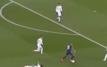 复盘曼联1-1西汉姆：阿莫林“反向换人”导致丢分，B费射门离谱