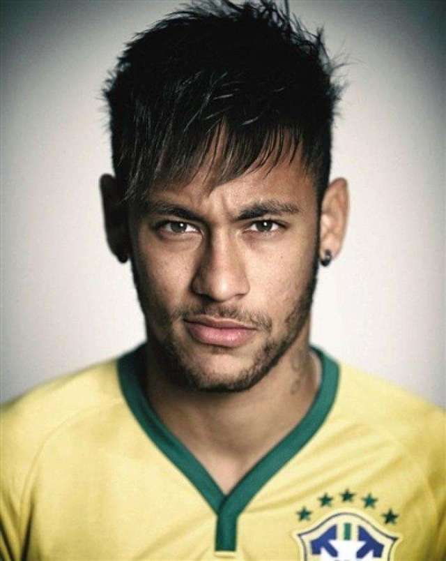 意媒：弗拉霍维奇缺席尤文圣诞晚宴，是全队唯一缺席的球员（意媒：尤文圣诞晚宴弗拉霍维奇未出席，队内仅此一人缺席）