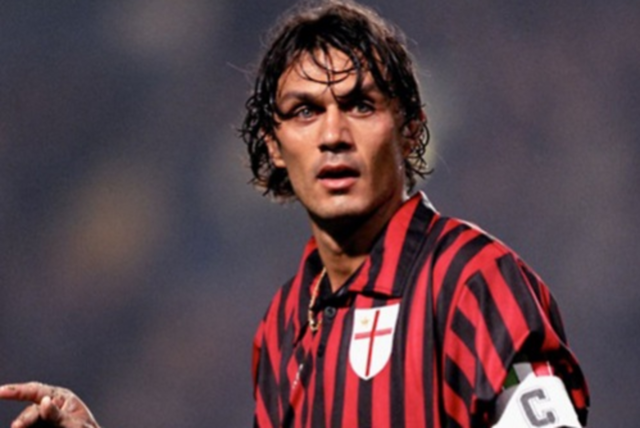 埃迪-豪：我们对阵曼联的战绩还不错，但曼联比上赛季强很多（埃迪-豪：对曼联战绩不俗，但他们较上赛季进步很大）