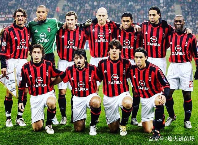 申花发布球队32岁生日海报，却把“32nd”写成“32th”