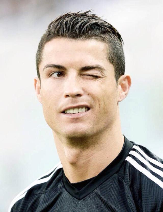 世体：特狮已失去主力位置，巴萨希望冬窗出售他但未收到报价（世体：特狮已非主力，巴萨计划冬窗出售，暂未收到任何报价）