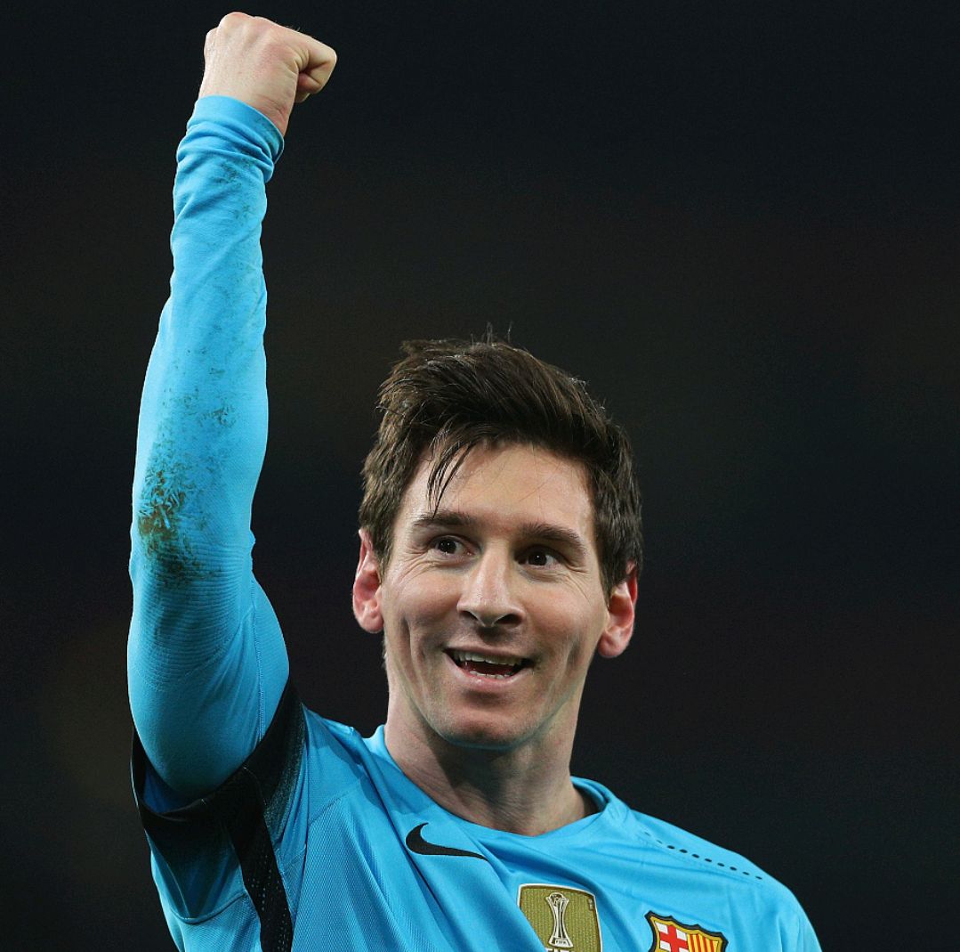 天空：抗议活动不断，苏超凯尔特人股东大会草草收场