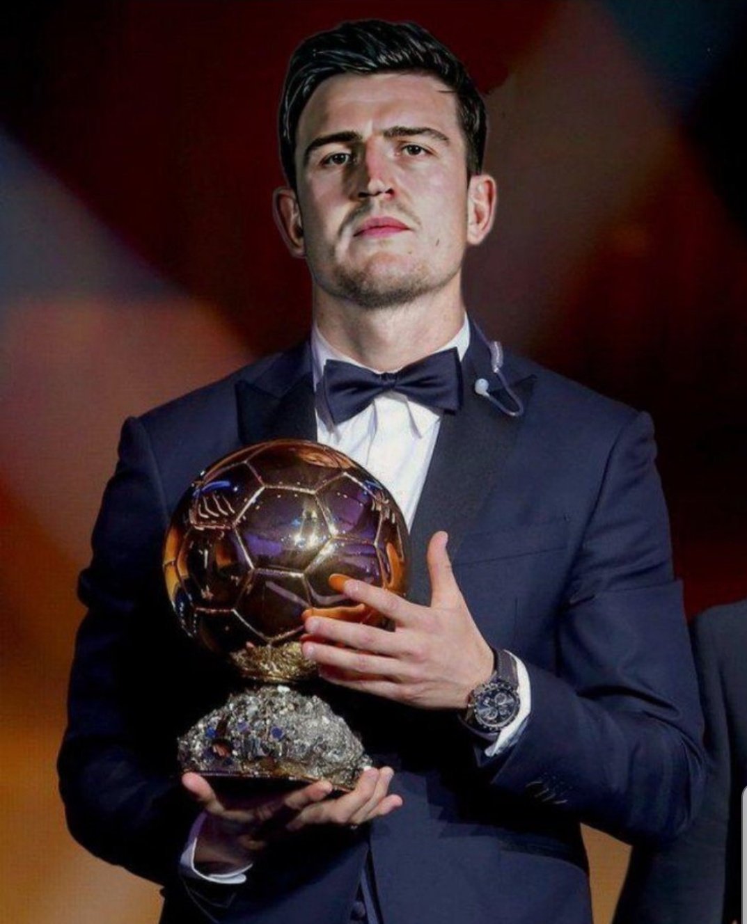 曼城斯特林梅开二度击败热刺