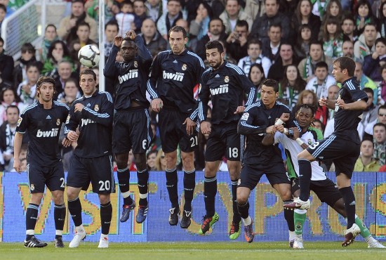 普利西奇替补双响，美国球员第三人