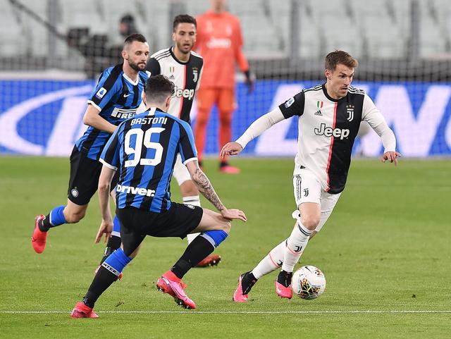 阿莫林：每一次曼联输球，承受最大压力和痛苦的人都是我（阿莫林：曼联每场失利，最大压力与痛苦都由我承担）