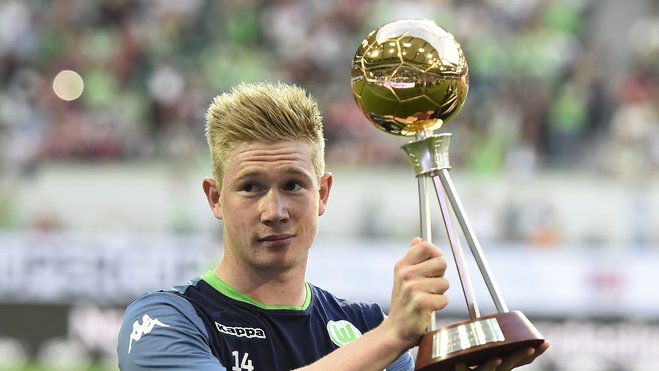 官方：多特与34岁第二门将亚历山大-迈尔续约至2027年